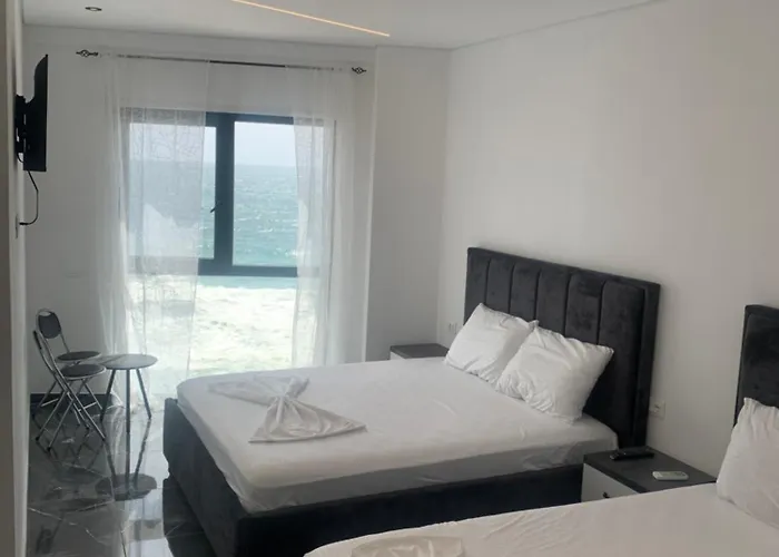 Lisi Apartments B